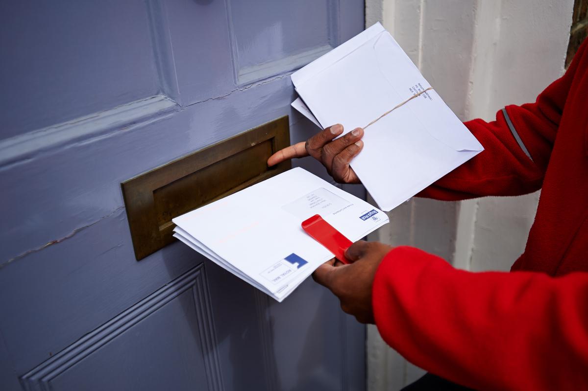 royal-mail-letter-delivery.jpg