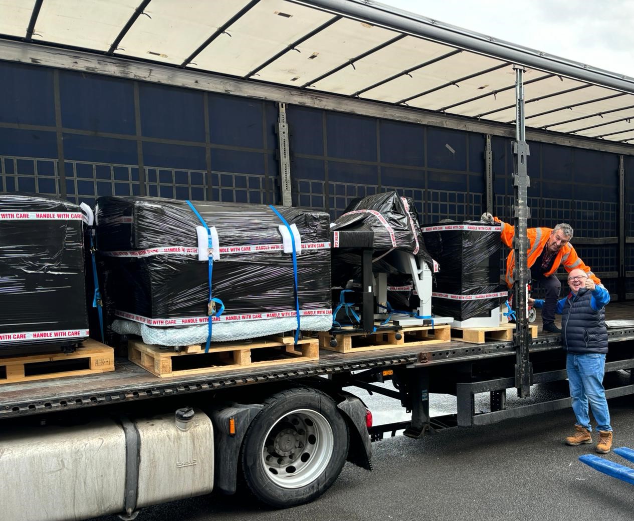 Peter Flynn IGS Seeing The Agfa Acento II S Heading Off To Media Print In Albania