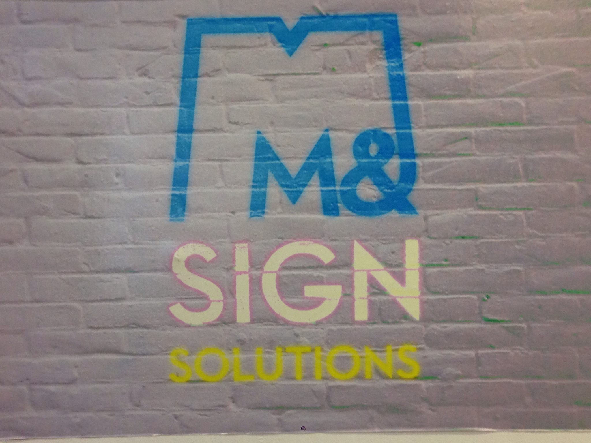 M&M Sign Solutions