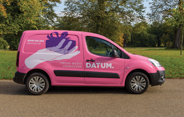 datum-van